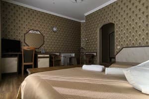 Отель Hermes Resort Hotel. Комфорт трехместный  4