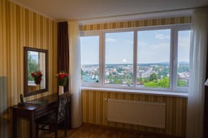 Туристический комплекс Лесная Песня. Полулюкс двухместный  7
