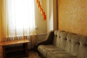 Вилла Солнечная. Люкс двухместный с балконом 12