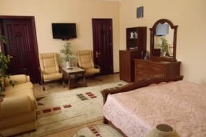 Коттедж У Роксолани. Полулюкс двухместный  2