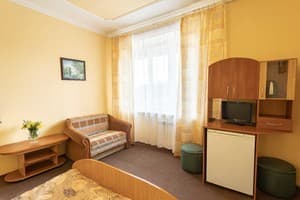 Отель Весна. Эконом трехместный  3