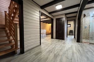 Villa Family House Truskavets 8