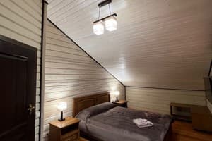 Villa Family House Truskavets 17