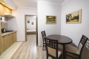 Отель Villa Zhanna Central Park. Апартаменты 4-местный с 1 спальней 9